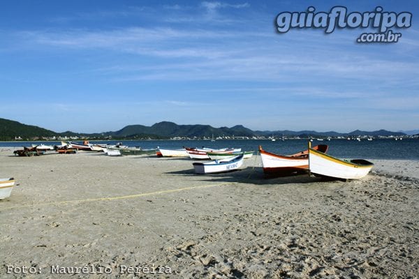 Praias de Ponta das Canas e Cachoeira do Bom Jesus