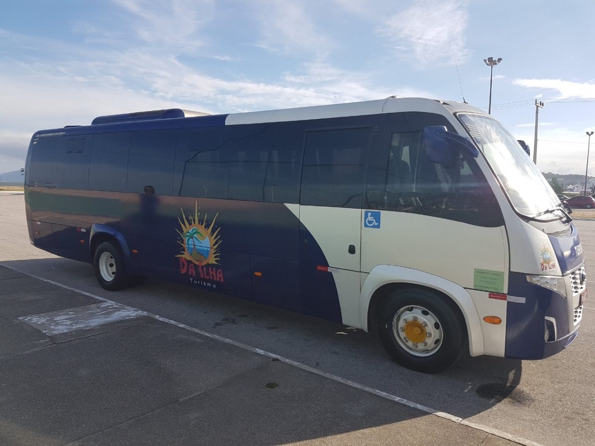 Traslados e Passeios - Vans e Ônibus em Florianópolis