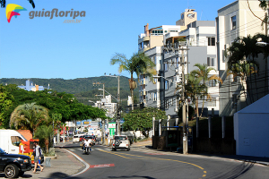 Rua Lauro Linhares - Trindade